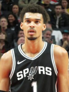 Wembanyama double-double helps Spurs clinch series — Basketball Analysis
