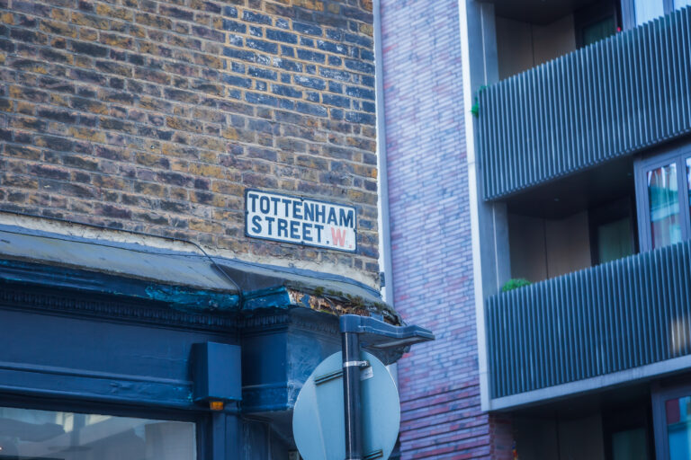 tottenham-sign-robertson-after-liverpool