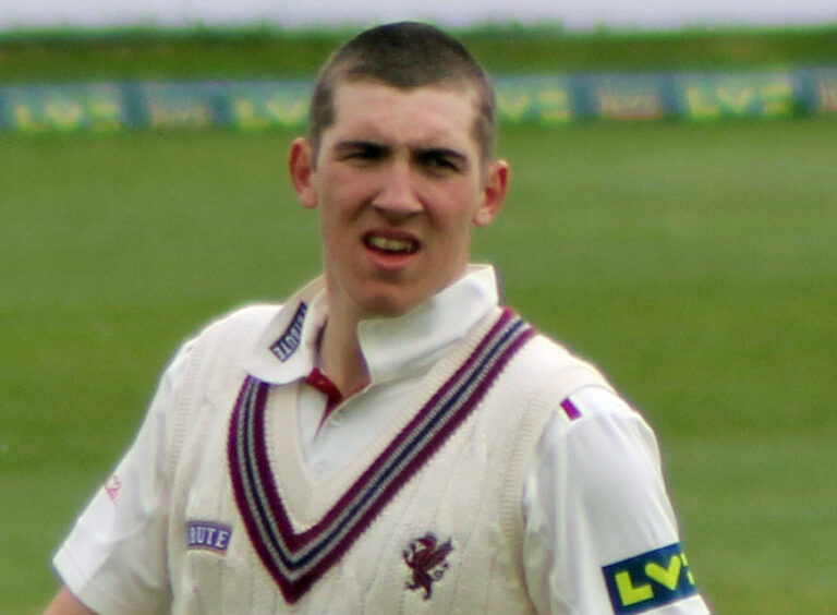 Craig Overton hits twin Jamie for decisive six