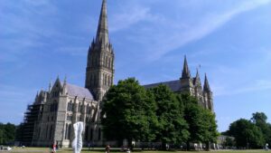 GB's Salisbury & Ram beat champions to reach final