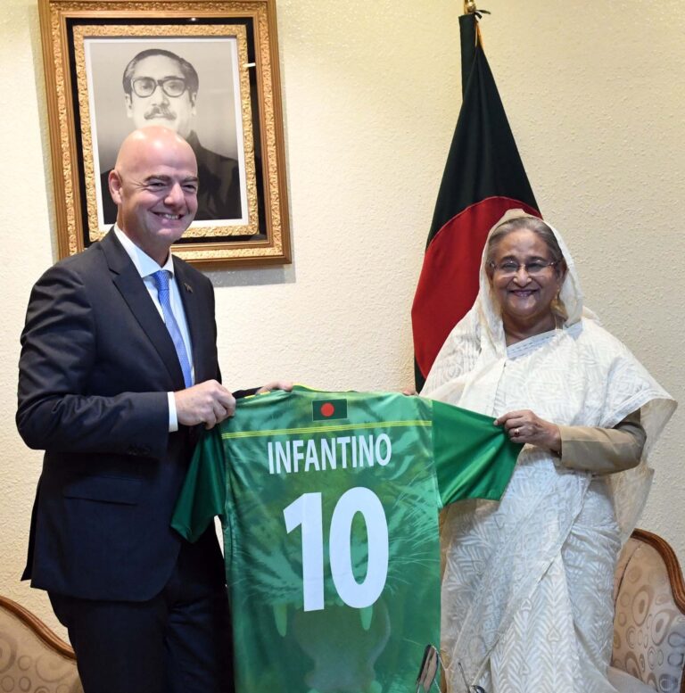 Infantino says he is open to talks over Fifa reform