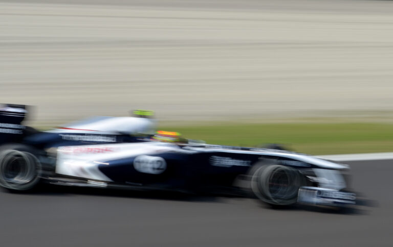 Williams loses again - to opponent 28 years younger
